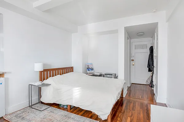 Sold by Douglas Elliman | media 3