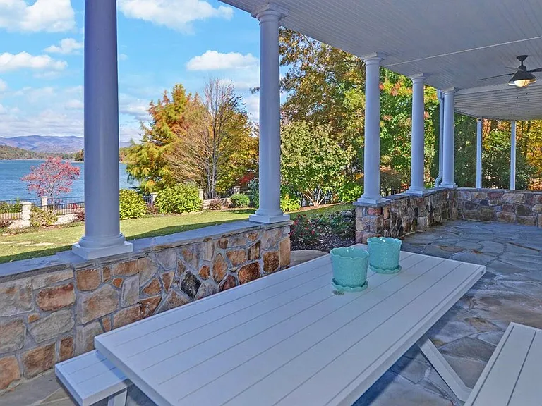 1951 Island View Dr — Photo 72