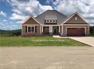 3025 Chestnut Ridge Dr, Jefferson Hills, PA 15025