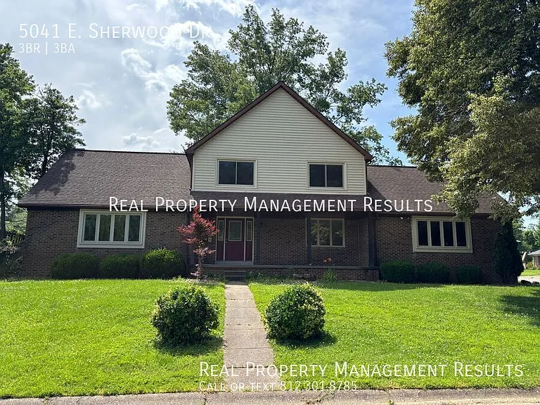 5041 E Sherwood Dr — Photo 1