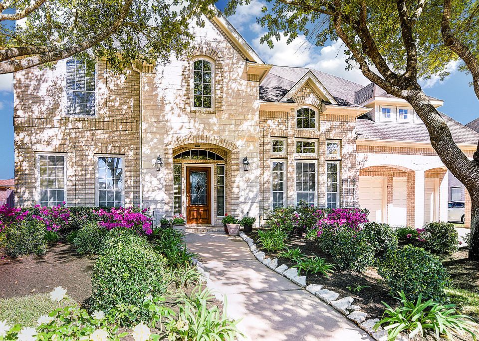 1st image of 5011 Briar Stone Ln