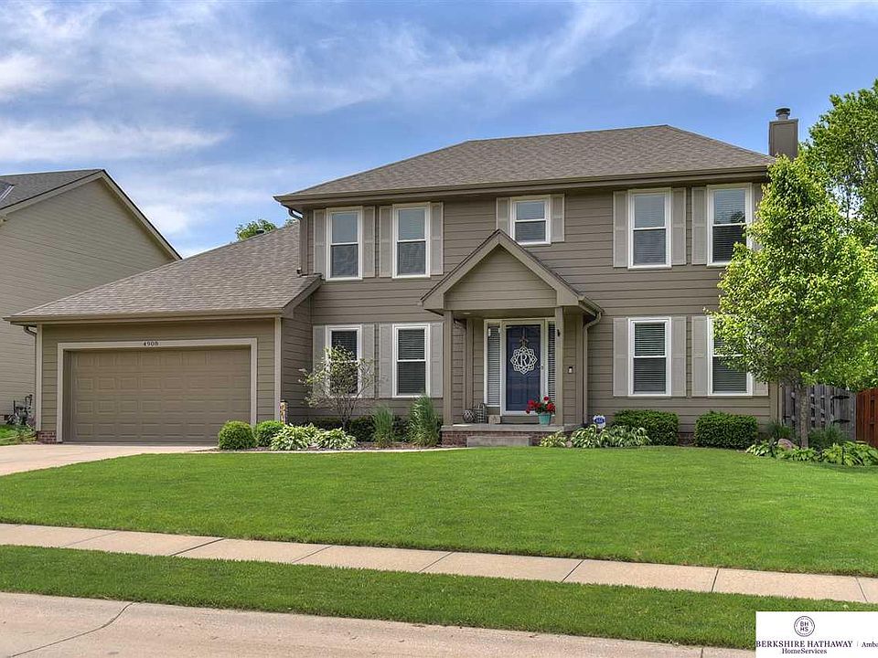 1st image of 4908 N 135th Ave
