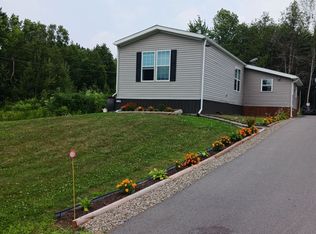 2729 Crows Nest Rd E, North Stormont, ON K0C 1T0