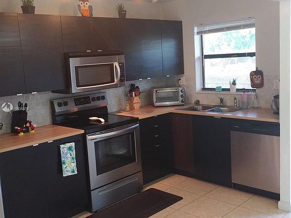 3rd image of 10300 NW 30th Ct APT 209
