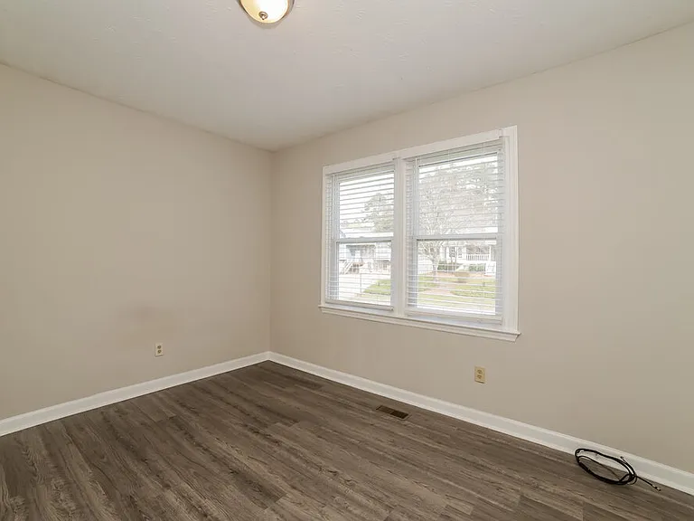 3106 Calumet Cir NW — Photo 19