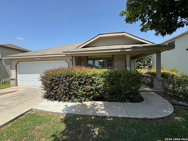 144 S Willow Way — Photo 2