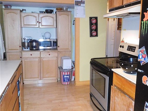2nd image of 5126 132nd St NE
