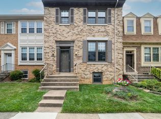 2883 Kelly Sq, Vienna, VA 22181