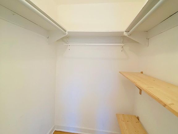 Walk-in closet