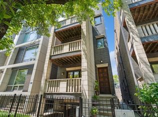 2916 N Damen Ave #1, Chicago, IL 60618