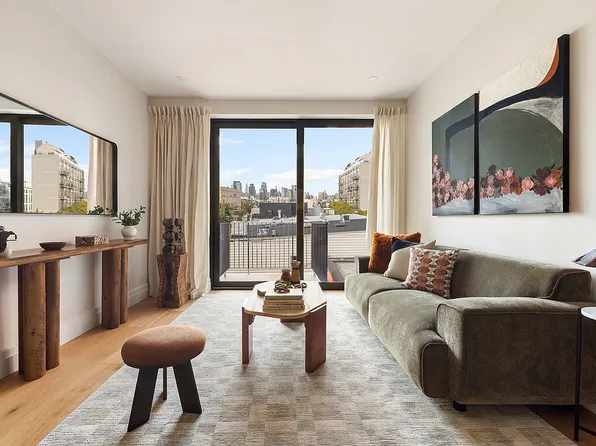 215 Calyer St #3, Brooklyn, NY 11222