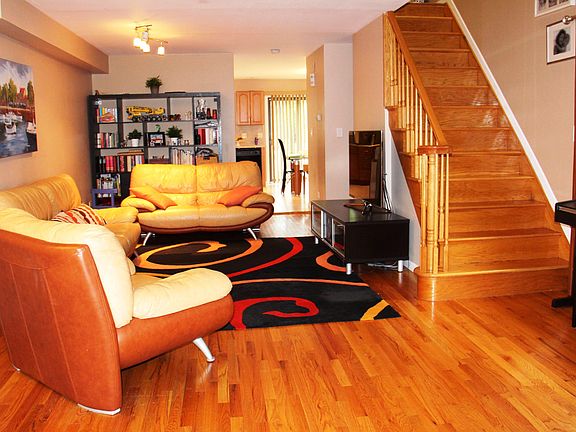 5th image of 134 Hamden Ave