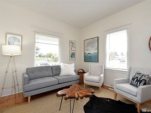 4th image of 3718 S Cushman Ave