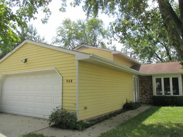 248 Waverly Dr, Elgin, IL 60120
