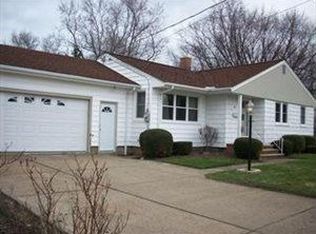 62 Cottage St, Fredonia, NY