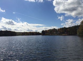 55 Wayside Rd, Hewitt, NJ 07421