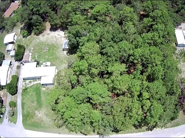 7030 W Pershing Dr, Homosassa, FL 34448
