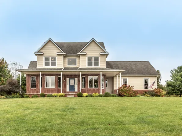 2505 Walker Way, Chelsea, MI 48118