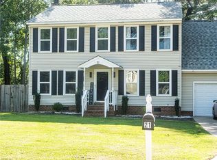 21 Windy Pines Cres, Portsmouth, VA 23703