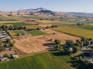 402 Skyview Ln, Emmett, ID 83617