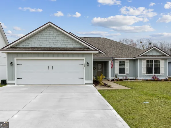 196 Pistachio Ln, Kingsland, GA 31548