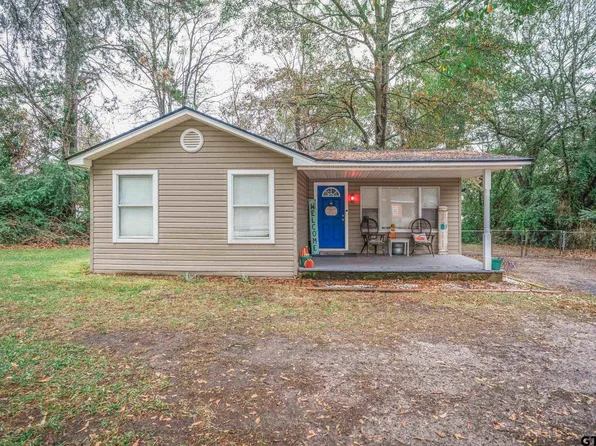 208 E Center St, White Oak, TX 75693
