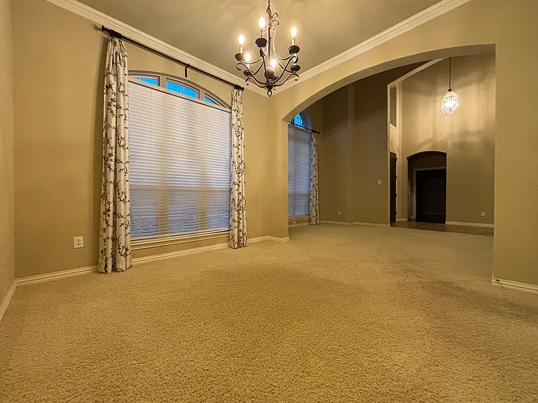 7812 Edgeglen Trl — Photo 13
