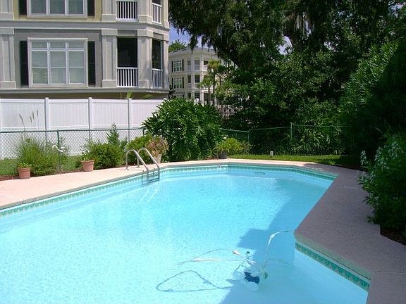 5th image of 2000 Sea Palms West Dr
