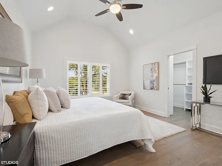 1635 Elder Ln — Photo 6