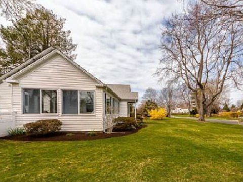 5th image of 650 Old Shipyard Ln