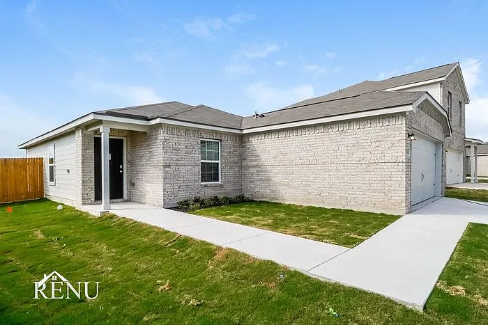 121 Scarborough Bnd — Photo 2