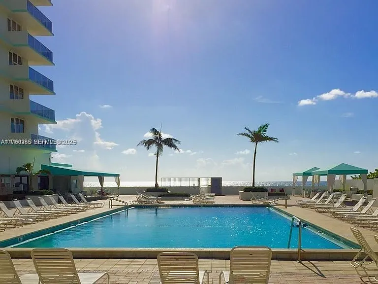 3725 S Ocean Dr #1008 — Photo 27