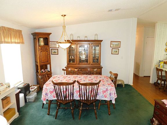 4th image of 781 Royal Forest Dr