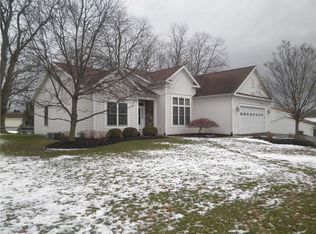 40 Dryer Ave, Victor, NY 14564