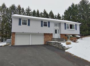 200 Meadow Hill Rd, Newburgh, NY 12550