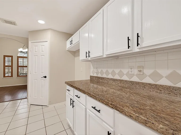 23035 Canal Rd — Photo 21