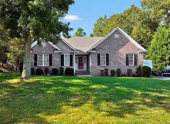 2nd image of 10989 Elmont Woods Dr