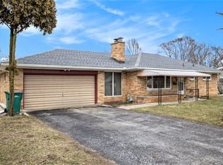 156 Harmony Ln, Springfield, MI 49037