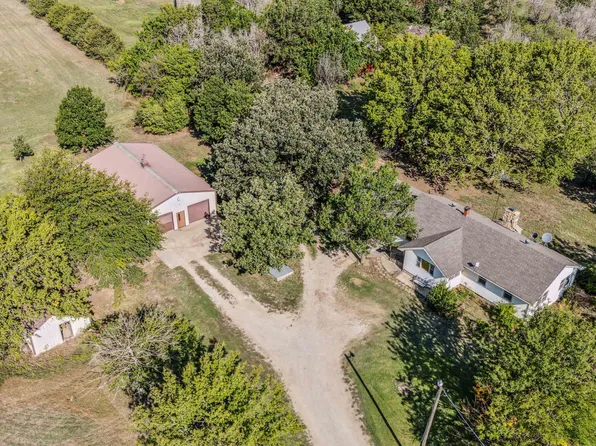 8945 SE Teter Rd, Leon, KS 67074