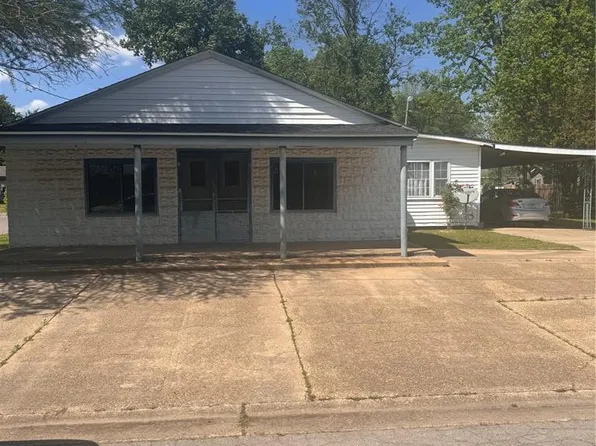 115 W Tom Brown St, Charleston, MO 63834