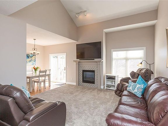 2nd image of 900 67th St Unit 405