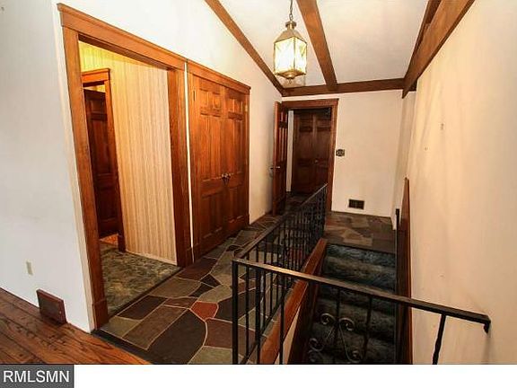 3rd image of 8544 Lincoln St NE