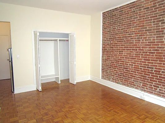 Rented by City Connections Realty | media 40