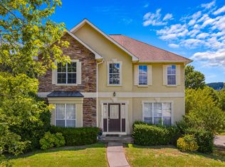 1074 Hickory View Dr, Morristown, TN 37814