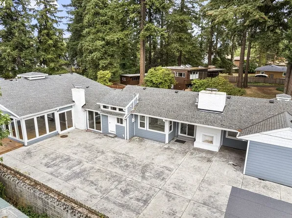 12917 SE Claybourne St, Portland, OR 97236