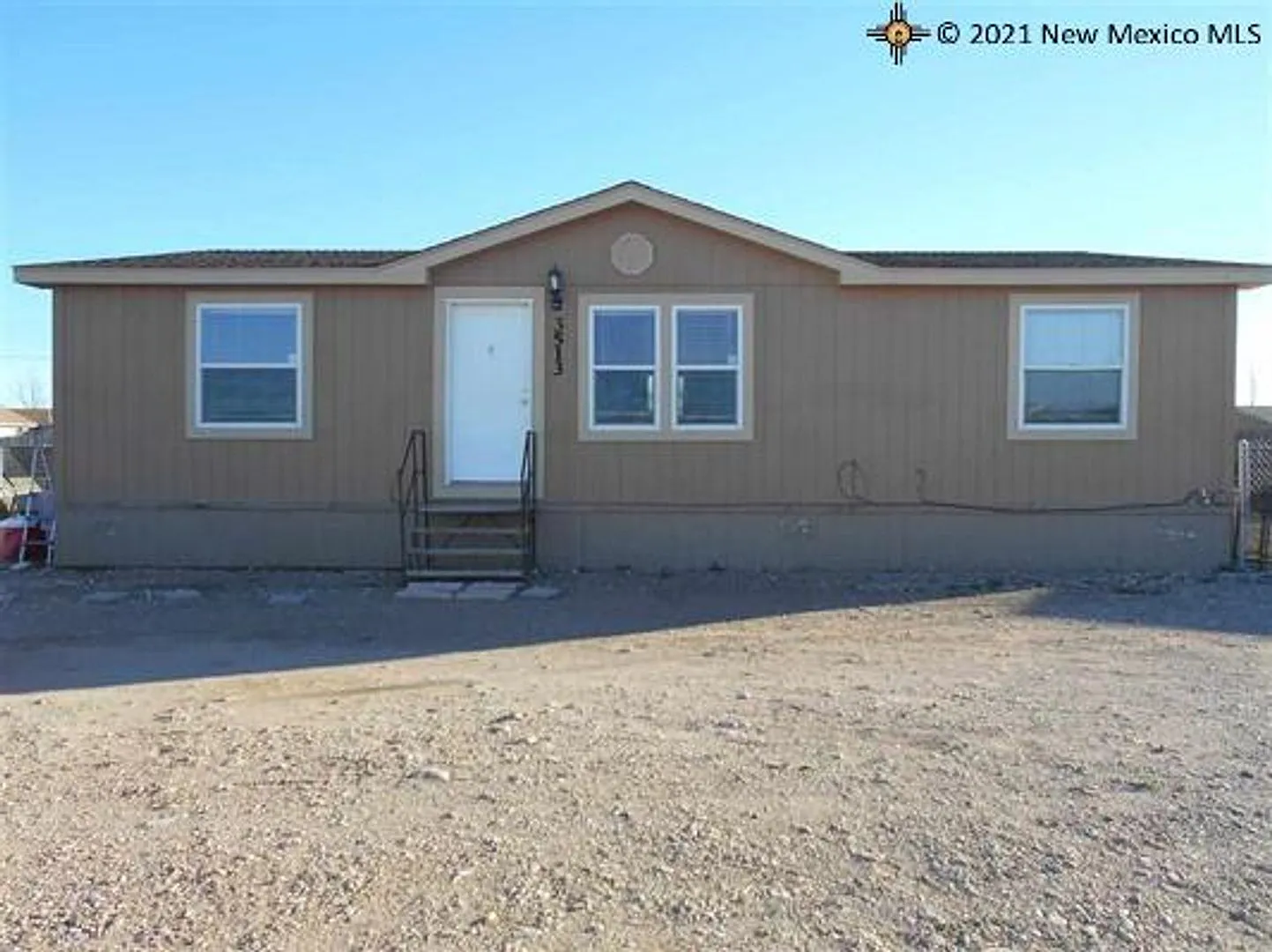 Fully Furnished Nice 3BR/2BA Home — Photo 1