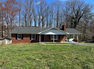 3631 Kinghill Dr, Winston Salem, NC 27105