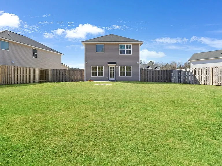 609 Fairview Cir — Photo 26