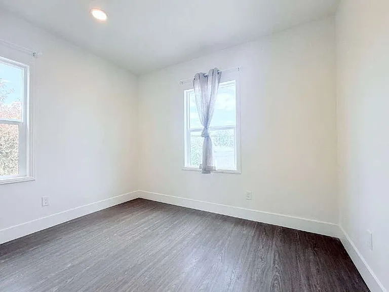 6509 State St #A — Photo 14