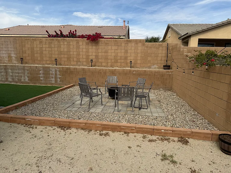 S Agua Dulce Dr — Photo 10